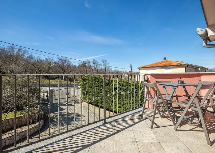 Guest House Gaj B4 In Hreljin With Gym And Barbecue
